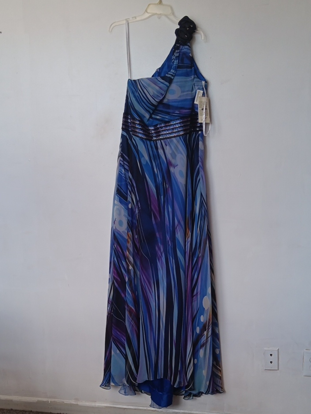 One-Shoulder Blue Patterned Evening Gown